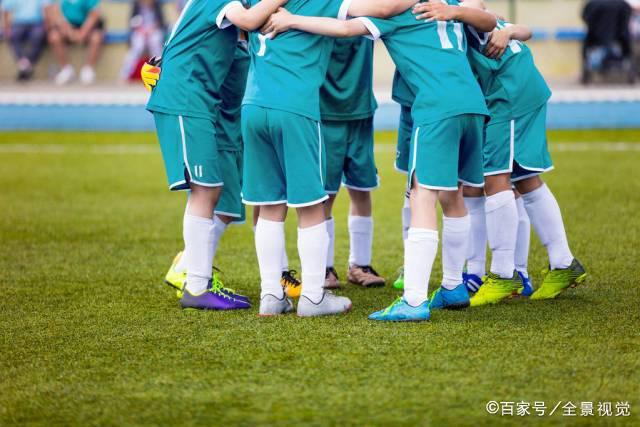 英媒：阿森纳对摩根·罗杰斯和克鲁皮感兴趣，预计转会费相当高昂